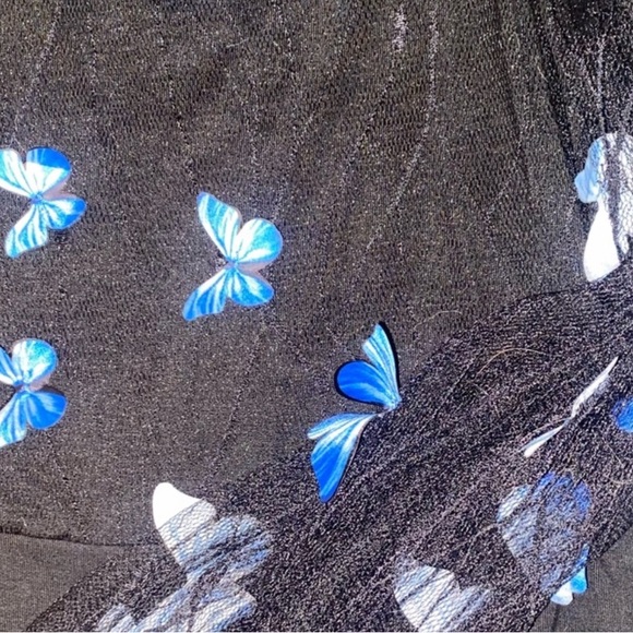 NWOT Cold Shoulder Butterfly Bodysuit - Picture 4 of 9